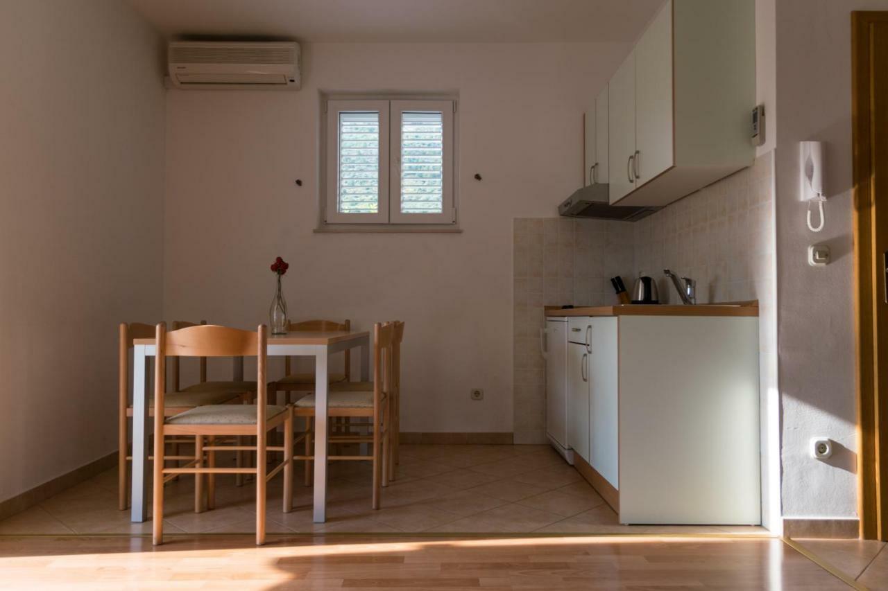 House Vera Baska Voda Luaran gambar